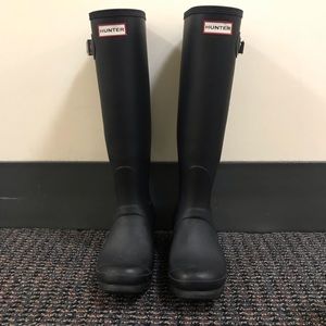 Black Matte Hunter Boots